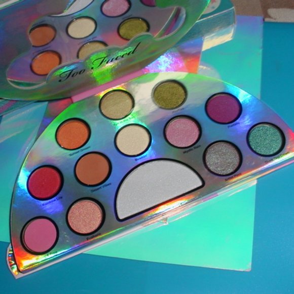 TOO FACED NIB Eyeshadow Palette LIFES A FESTIVAL